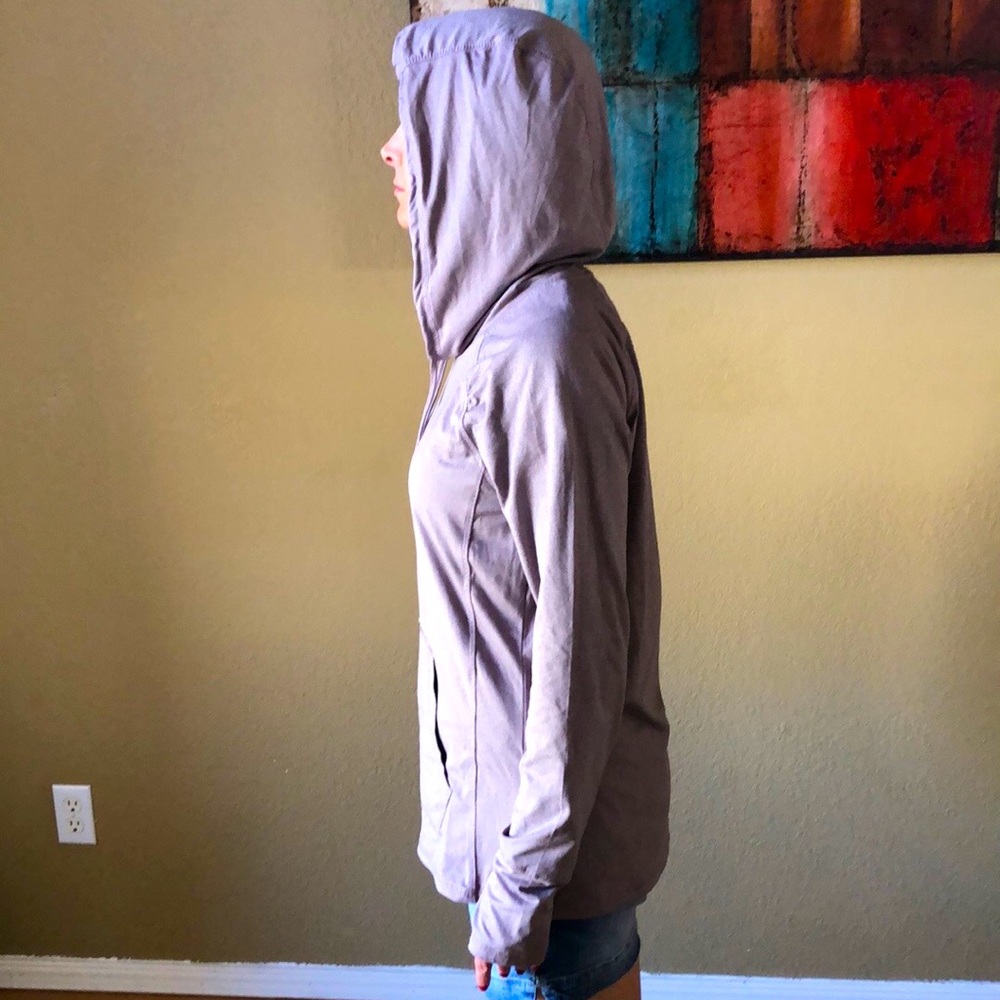 RBX performance light sweater